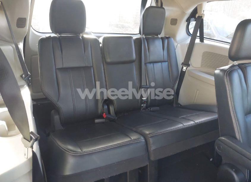 Photo 12 of 2012 Chrysler Town & COUNTRY TOURING (VIN 2C4RC1BG0CR212650)