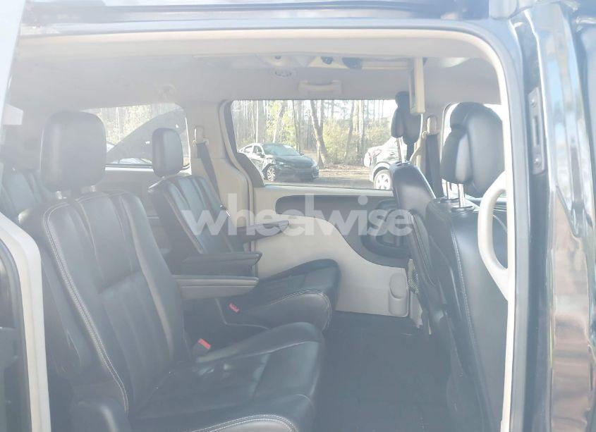 Photo 8 of 2012 Chrysler Town & COUNTRY TOURING (VIN 2C4RC1BG0CR212650)