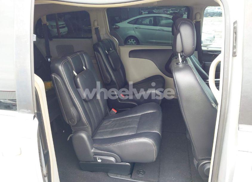 Photo 8 of 2012 Chrysler Town & COUNTRY TOURING (VIN 2C4RC1BG0CR279491)