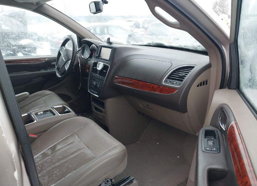 Photo 5 of 2012 Chrysler Town & COUNTRY TOURING (VIN 2C4RC1BG0CR375895)