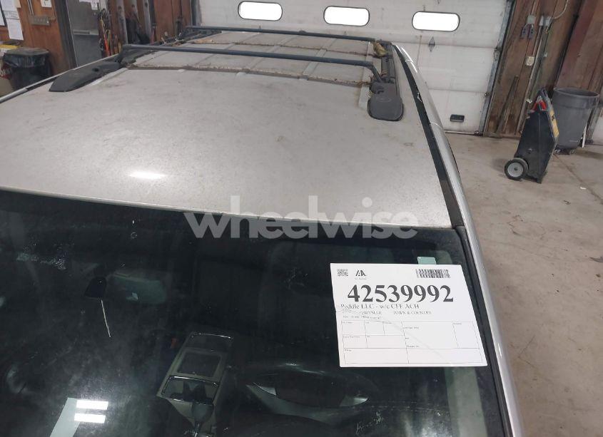 Photo 12 of 2012 Chrysler Town & COUNTRY TOURING (VIN 2C4RC1BG0CR383365)