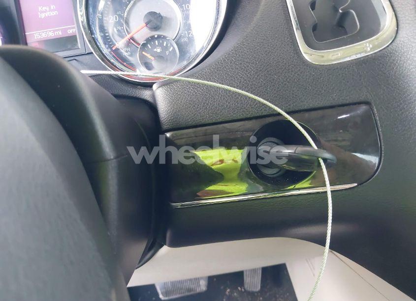 Photo 11 of 2013 Chrysler Town & COUNTRY TOURING (VIN 2C4RC1BG0DR519317)