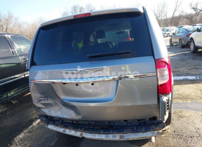 Photo 16 of 2013 Chrysler Town & COUNTRY TOURING (VIN 2C4RC1BG0DR547649)