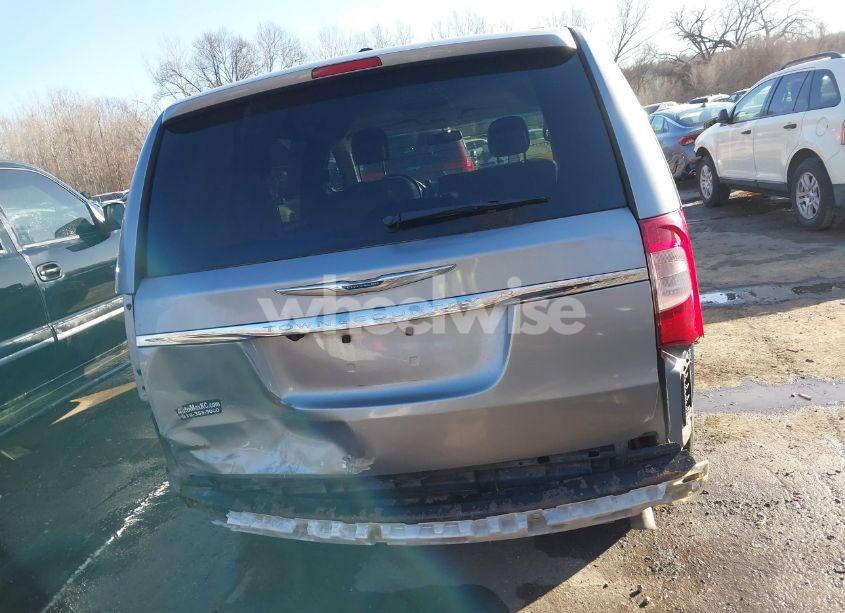 Photo 6 of 2013 Chrysler Town & COUNTRY TOURING (VIN 2C4RC1BG0DR547649)