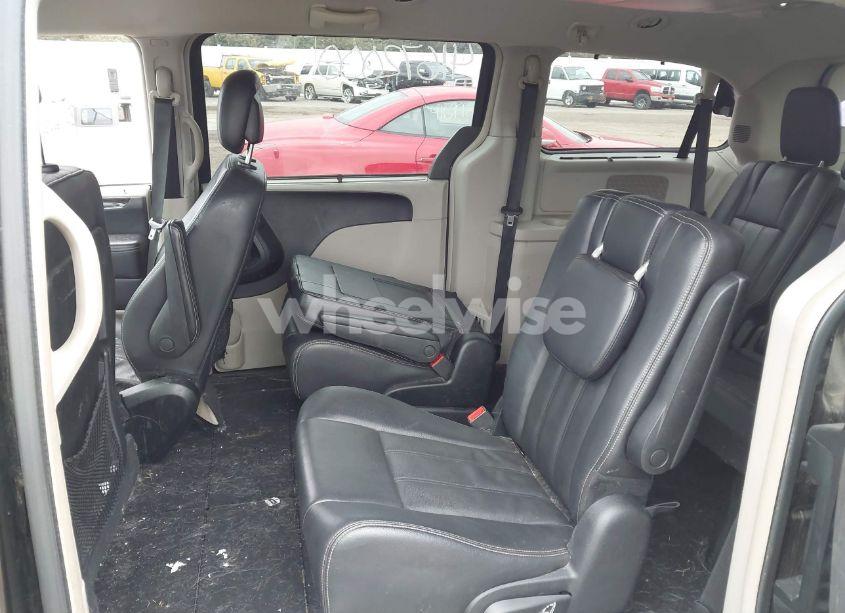 Photo 8 of 2013 Chrysler Town & COUNTRY TOURING (VIN 2C4RC1BG0DR559428)