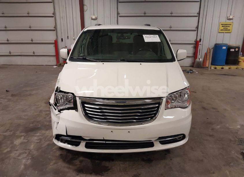 Photo 13 of 2013 Chrysler Town & COUNTRY TOURING (VIN 2C4RC1BG0DR584989)