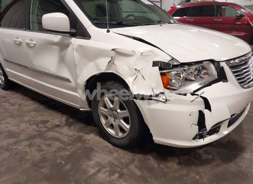 Photo 6 of 2013 Chrysler Town & COUNTRY TOURING (VIN 2C4RC1BG0DR584989)