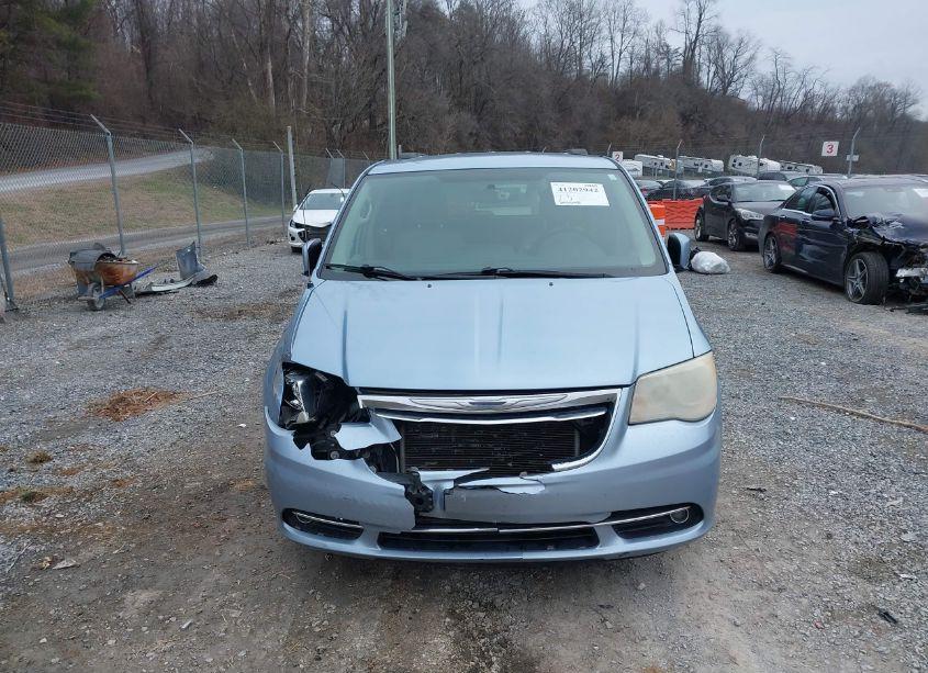 Photo 12 of 2013 Chrysler Town & COUNTRY TOURING (VIN 2C4RC1BG0DR589089)