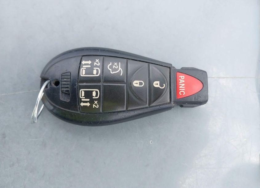 Photo 11 of 2013 Chrysler Town & COUNTRY TOURING (VIN 2C4RC1BG0DR594809)