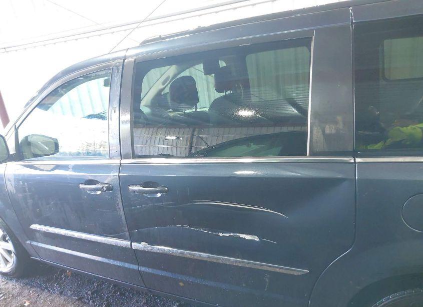 Photo 14 of 2013 Chrysler Town & COUNTRY TOURING (VIN 2C4RC1BG0DR610376)