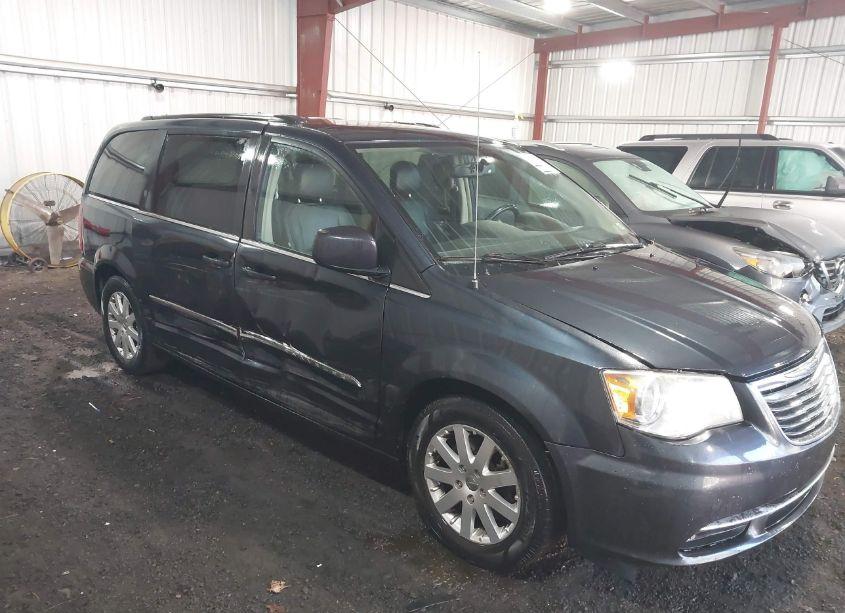 Photo 6 of 2013 Chrysler Town & COUNTRY TOURING (VIN 2C4RC1BG0DR610376)