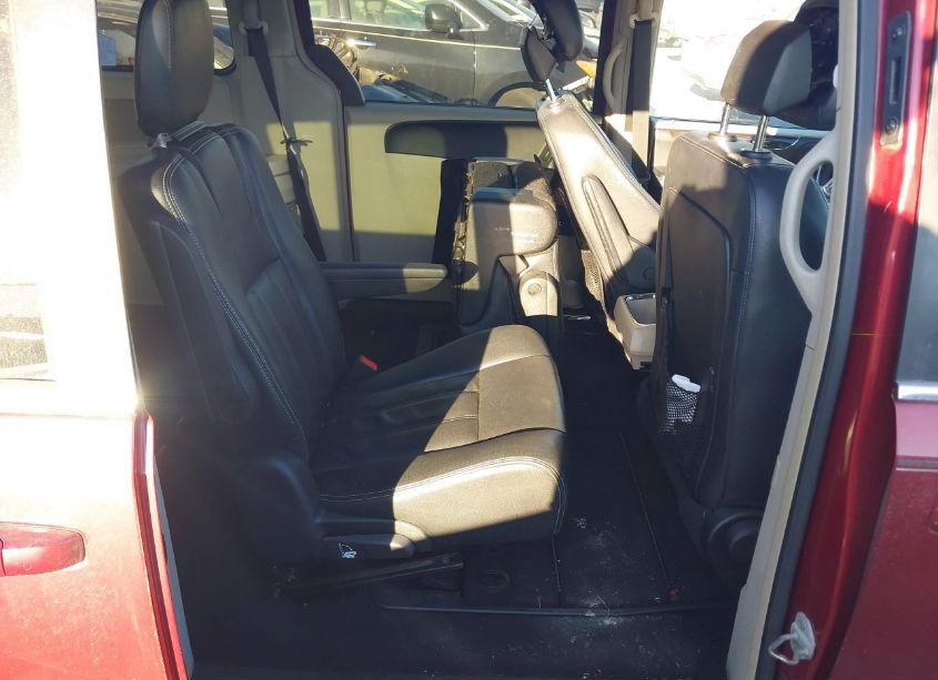 Photo 8 of 2013 Chrysler Town & COUNTRY TOURING (VIN 2C4RC1BG0DR629882)