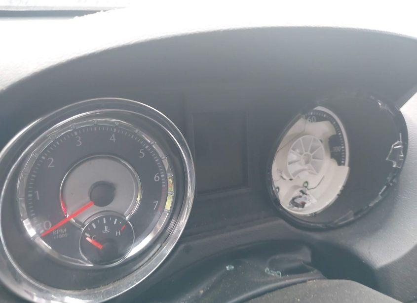 Photo 7 of 2013 Chrysler Town & COUNTRY TOURING (VIN 2C4RC1BG0DR638016)