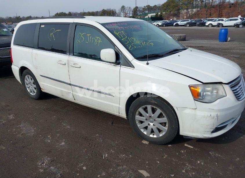 Photo 6 of 2013 Chrysler Town & COUNTRY TOURING (VIN 2C4RC1BG0DR647010)