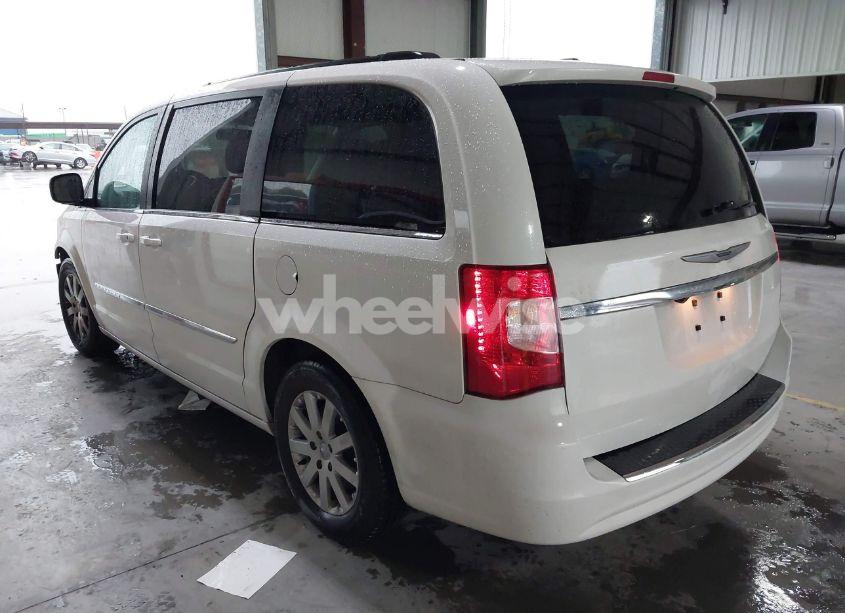 Photo 3 of 2013 Chrysler Town & COUNTRY TOURING (VIN 2C4RC1BG0DR682677)