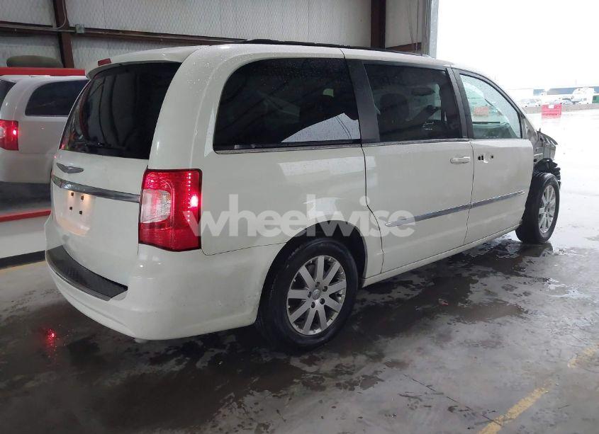 Photo 4 of 2013 Chrysler Town & COUNTRY TOURING (VIN 2C4RC1BG0DR682677)