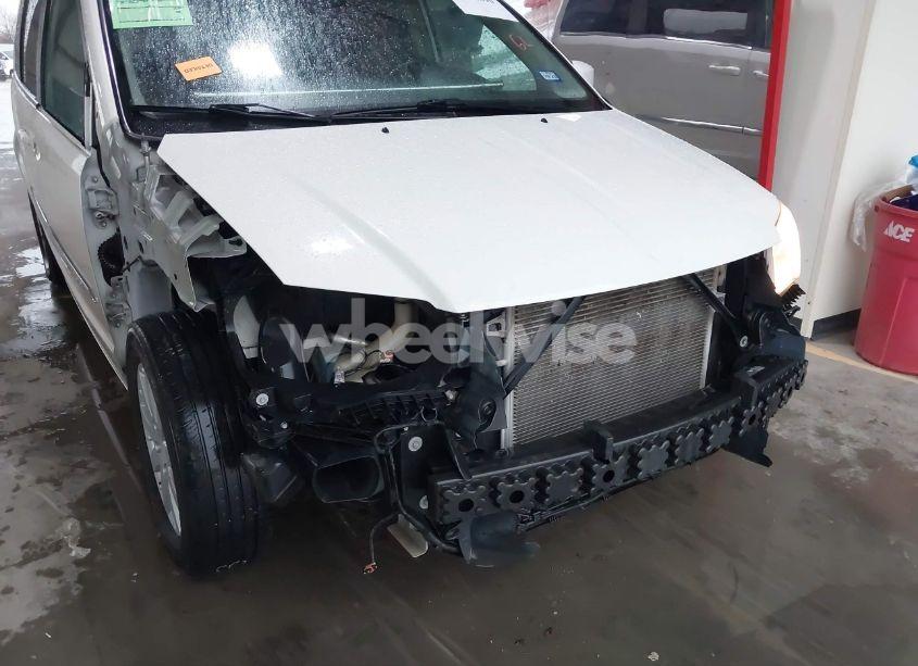 Photo 6 of 2013 Chrysler Town & COUNTRY TOURING (VIN 2C4RC1BG0DR682677)