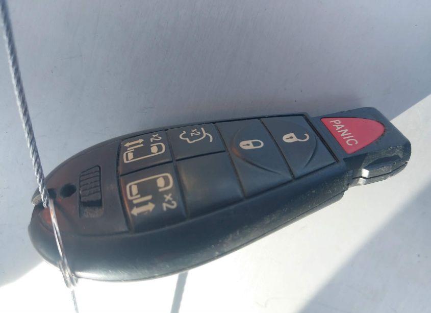 Photo 11 of 2013 Chrysler Town & COUNTRY TOURING (VIN 2C4RC1BG0DR705990)