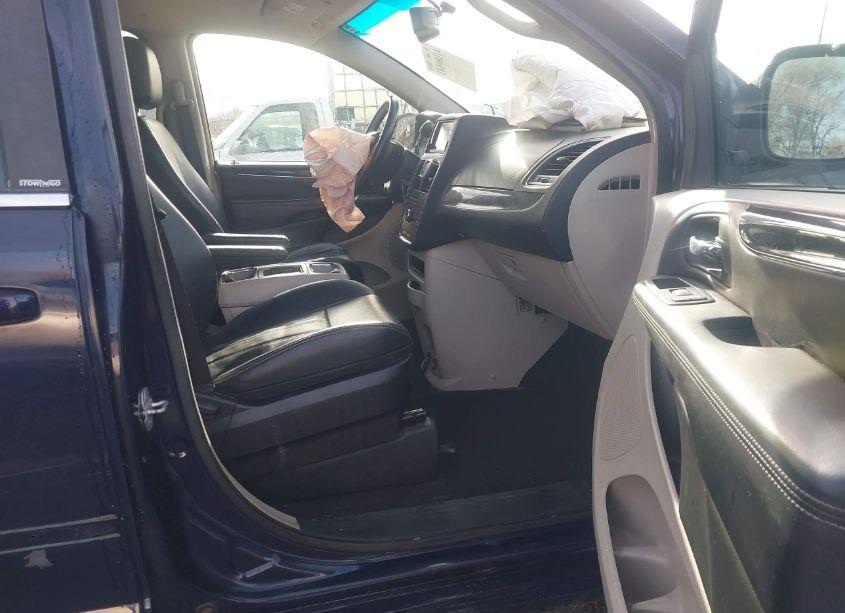 Photo 5 of 2013 Chrysler Town & COUNTRY TOURING (VIN 2C4RC1BG0DR705990)