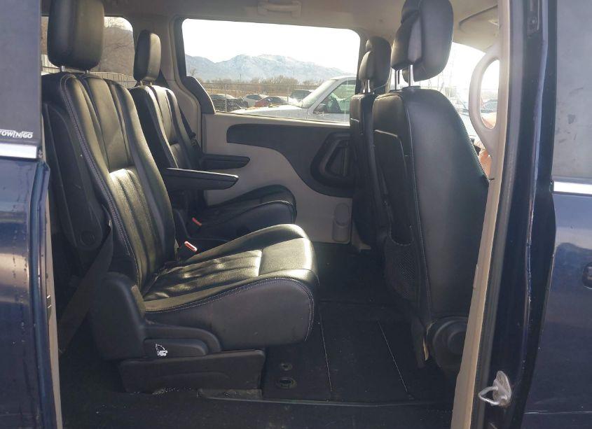 Photo 8 of 2013 Chrysler Town & COUNTRY TOURING (VIN 2C4RC1BG0DR705990)