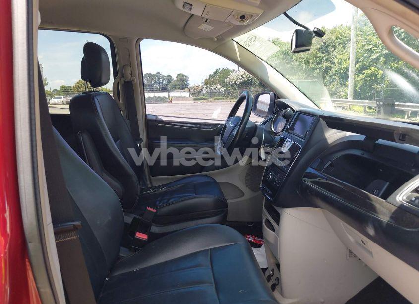 Photo 5 of 2013 Chrysler Town & COUNTRY TOURING (VIN 2C4RC1BG0DR793231)