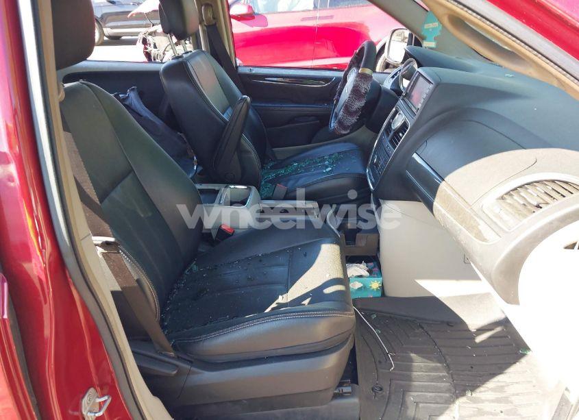 Photo 5 of 2013 Chrysler Town & COUNTRY TOURING (VIN 2C4RC1BG0DR808746)