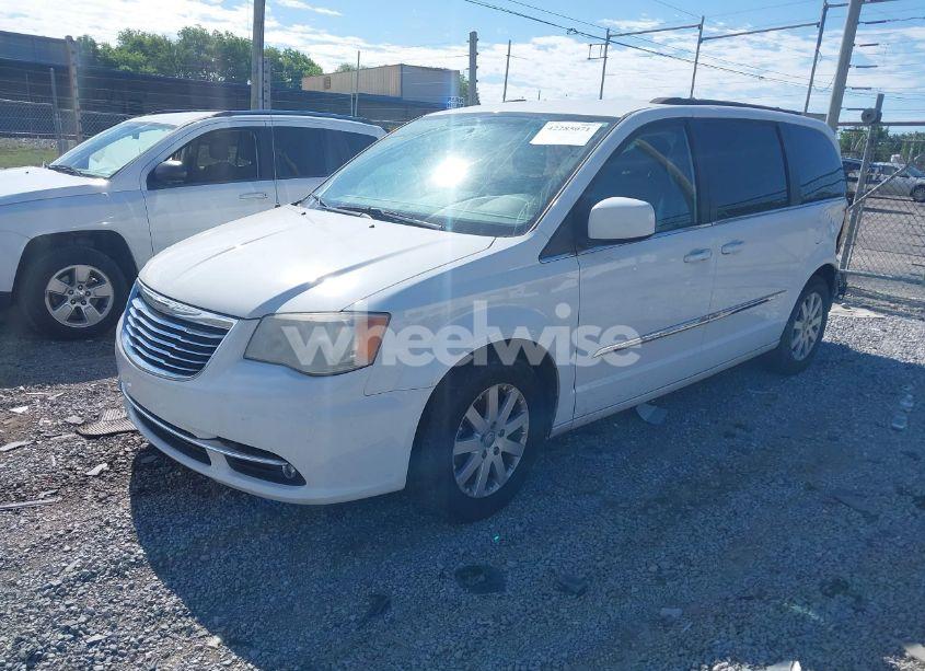 Photo 2 of 2013 Chrysler Town & COUNTRY TOURING (VIN 2C4RC1BG0DR815311)