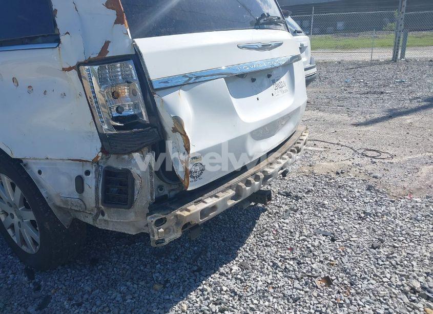 Photo 6 of 2013 Chrysler Town & COUNTRY TOURING (VIN 2C4RC1BG0DR815311)