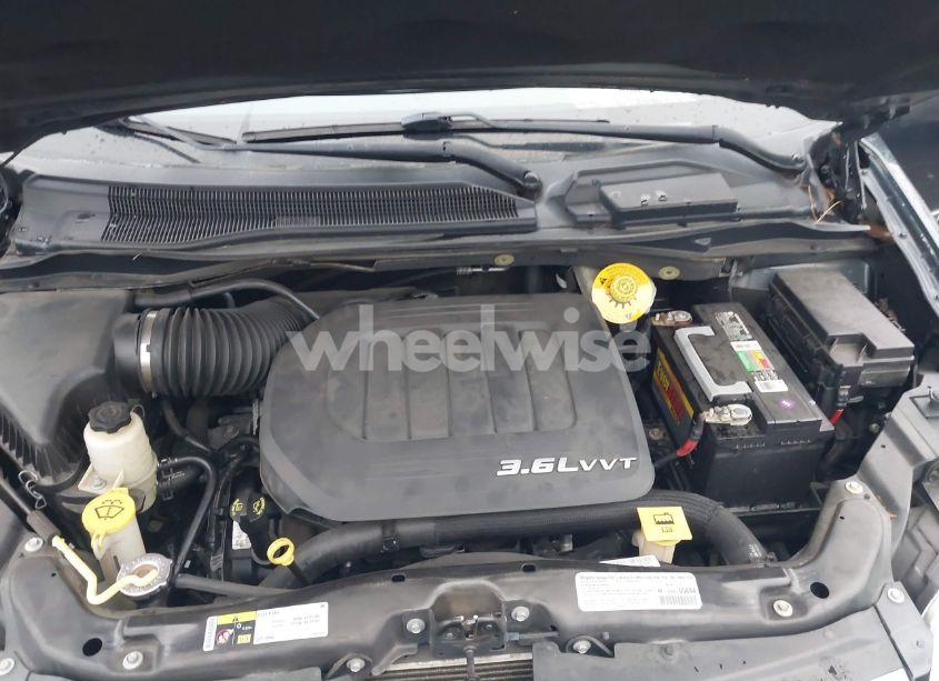 Photo 10 of 2014 Chrysler Town & COUNTRY TOURING (VIN 2C4RC1BG0ER113202)