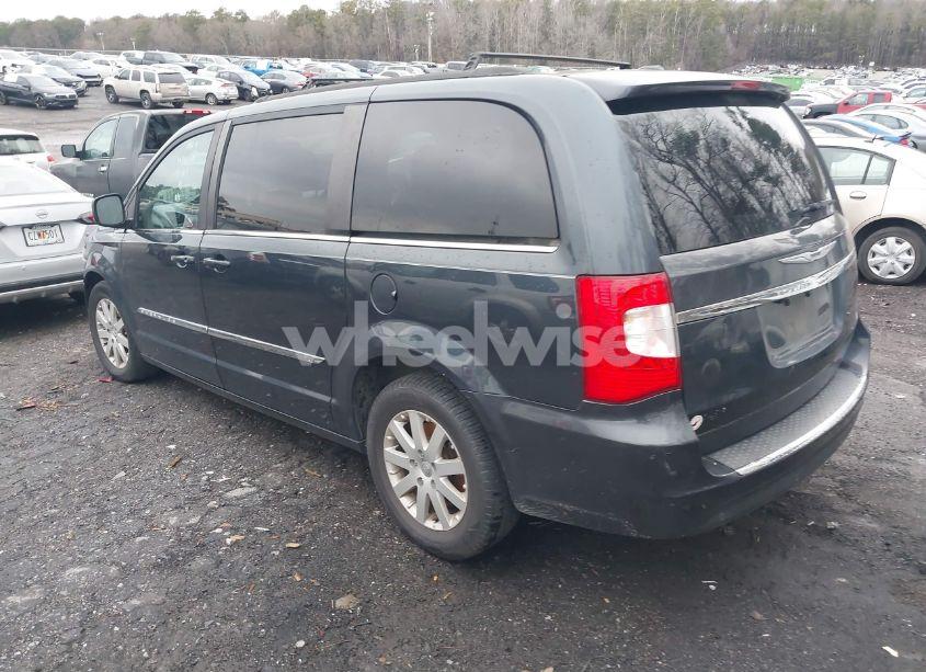 Photo 3 of 2014 Chrysler Town & COUNTRY TOURING (VIN 2C4RC1BG0ER113202)