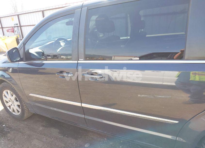 Photo 14 of 2014 Chrysler Town & COUNTRY TOURING (VIN 2C4RC1BG0ER156227)