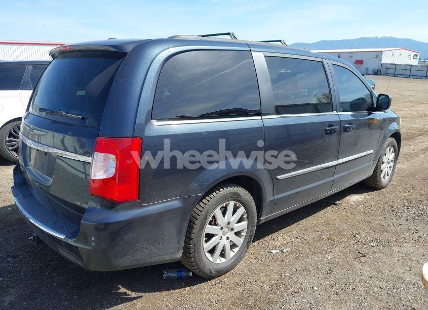 Photo 4 of 2014 Chrysler Town & COUNTRY TOURING (VIN 2C4RC1BG0ER156227)