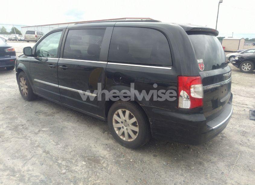 Photo 3 of 2014 Chrysler Town & COUNTRY TOURING (VIN 2C4RC1BG0ER195240)