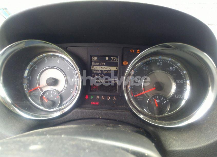 Photo 7 of 2014 Chrysler Town & COUNTRY TOURING (VIN 2C4RC1BG0ER195240)