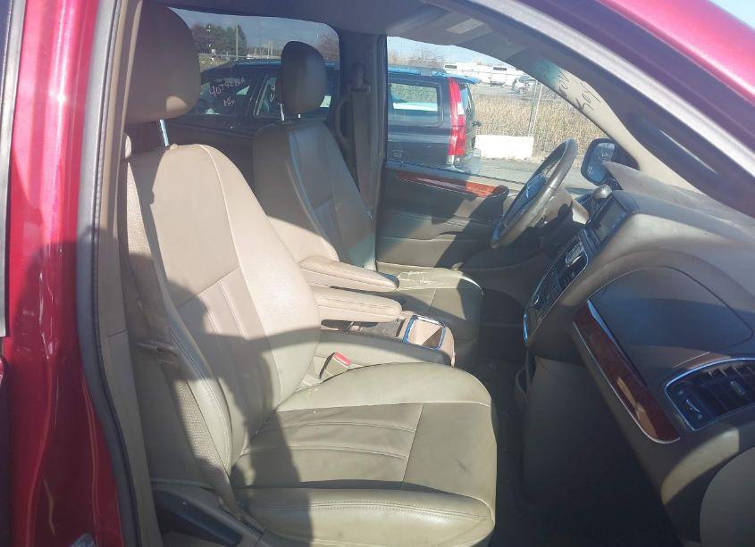 Photo 5 of 2014 Chrysler Town & COUNTRY TOURING (VIN 2C4RC1BG0ER198736)