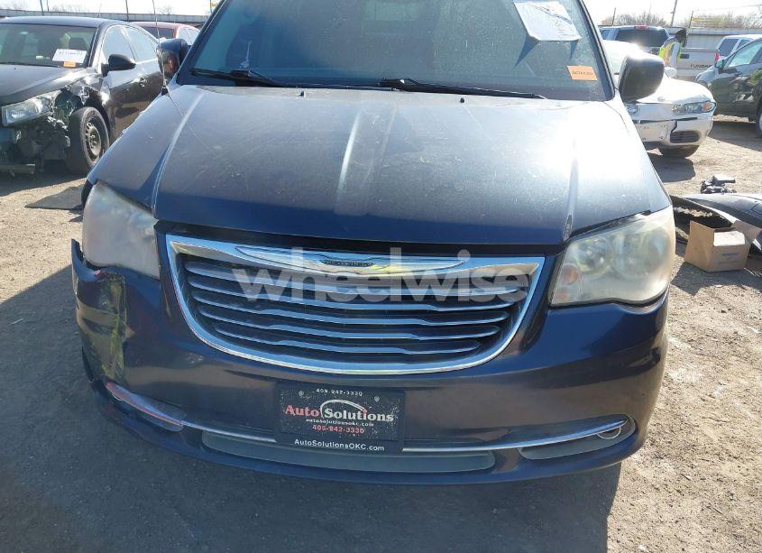 Photo 13 of 2014 Chrysler Town & COUNTRY TOURING (VIN 2C4RC1BG0ER208505)