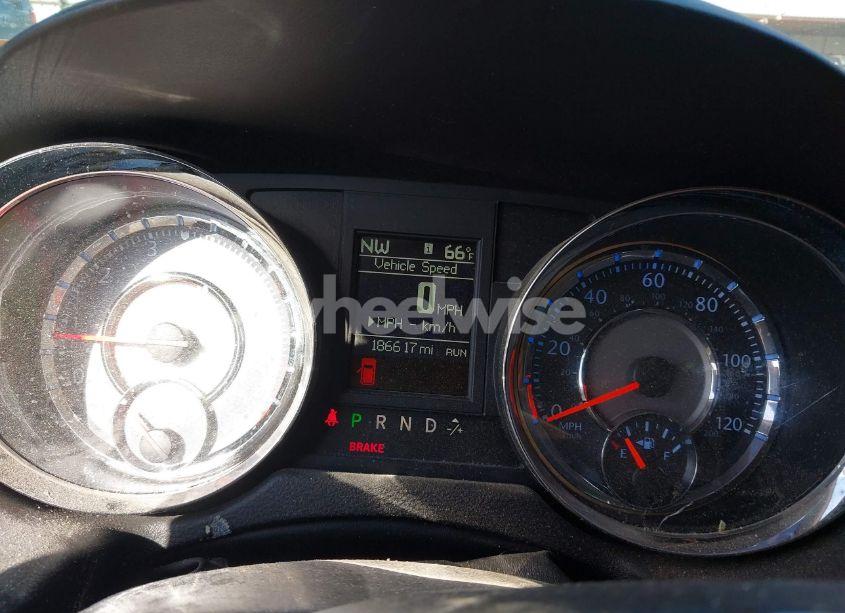 Photo 7 of 2014 Chrysler Town & COUNTRY TOURING (VIN 2C4RC1BG0ER208505)