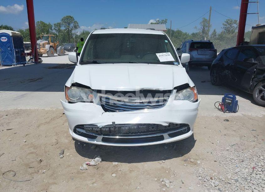 Photo 6 of 2014 Chrysler Town & COUNTRY TOURING (VIN 2C4RC1BG0ER216281)