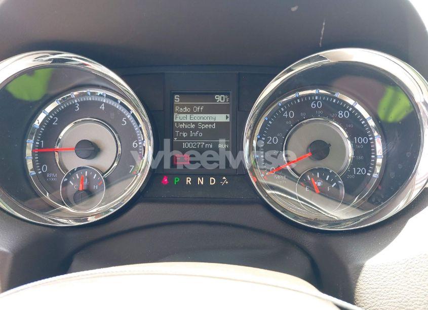 Photo 7 of 2014 Chrysler Town & COUNTRY TOURING (VIN 2C4RC1BG0ER216281)