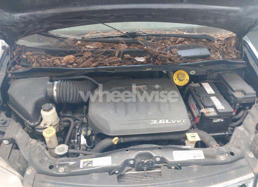 Photo 10 of 2014 Chrysler Town & COUNTRY TOURING (VIN 2C4RC1BG0ER218290)