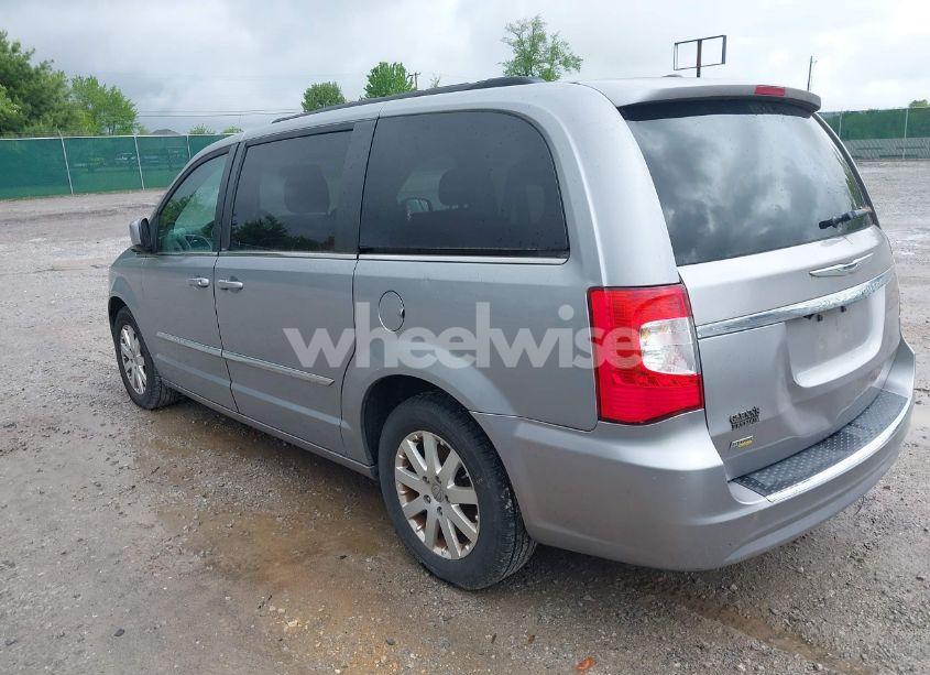 Photo 3 of 2014 Chrysler Town & COUNTRY TOURING (VIN 2C4RC1BG0ER247062)