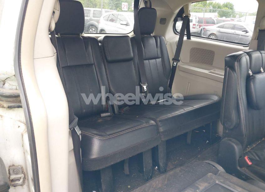 Photo 14 of 2014 Chrysler Town & COUNTRY TOURING (VIN 2C4RC1BG0ER255596)