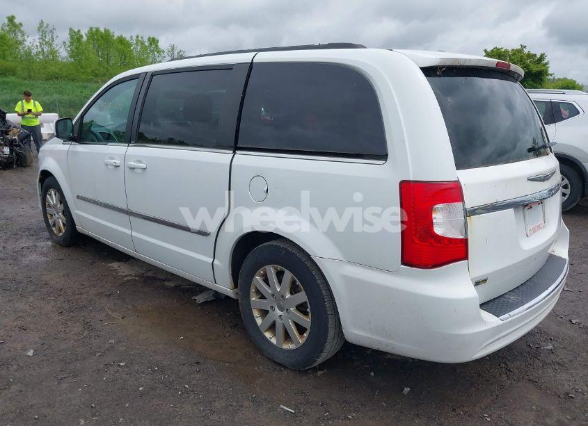 Photo 3 of 2014 Chrysler Town & COUNTRY TOURING (VIN 2C4RC1BG0ER255596)