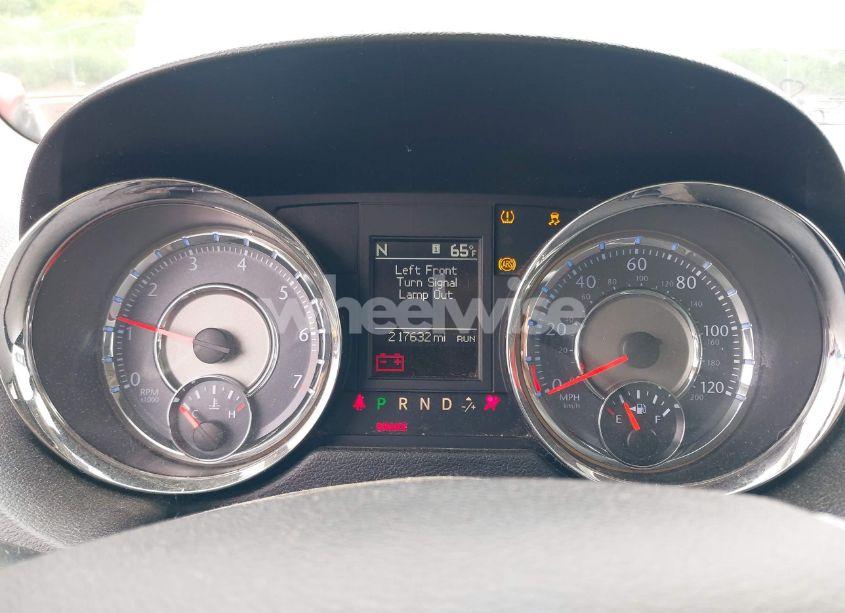 Photo 7 of 2014 Chrysler Town & COUNTRY TOURING (VIN 2C4RC1BG0ER255596)