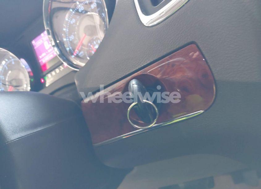 Photo 11 of 2014 Chrysler Town & COUNTRY TOURING (VIN 2C4RC1BG0ER259583)