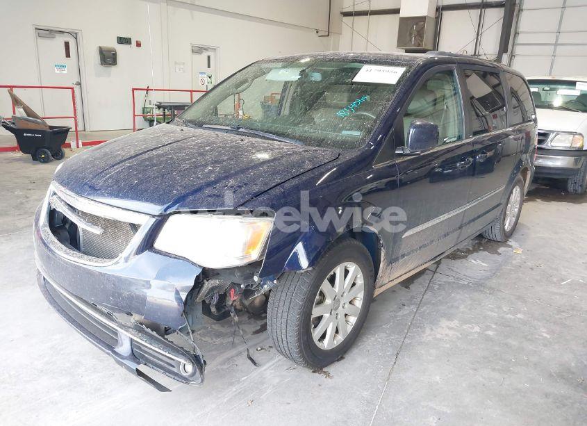 Photo 2 of 2014 Chrysler Town & COUNTRY TOURING (VIN 2C4RC1BG0ER259583)