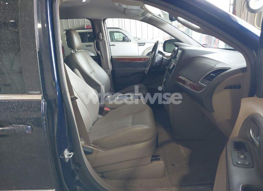 Photo 5 of 2014 Chrysler Town & COUNTRY TOURING (VIN 2C4RC1BG0ER259583)