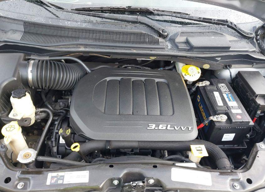 Photo 10 of 2014 Chrysler Town & COUNTRY TOURING (VIN 2C4RC1BG0ER269577)