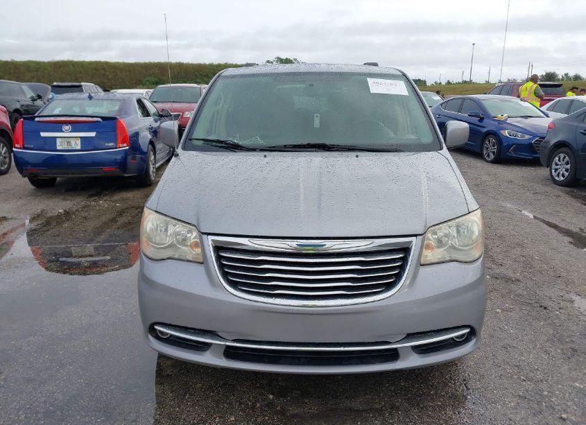 Photo 12 of 2014 Chrysler Town & COUNTRY TOURING (VIN 2C4RC1BG0ER269577)
