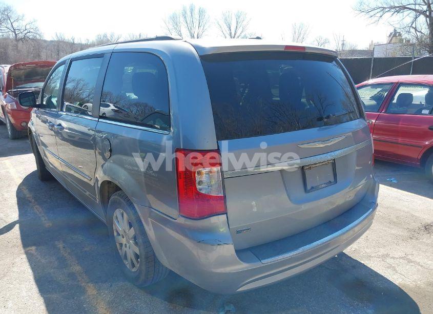 Photo 3 of 2014 Chrysler Town & COUNTRY TOURING (VIN 2C4RC1BG0ER271362)